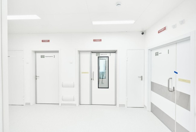 Двухстворчатые дверные системы